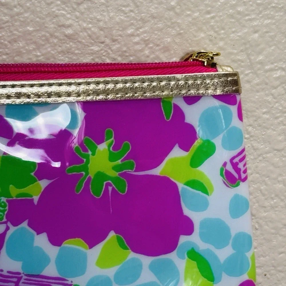 Lilly Pulitzer Green Pink Blue Vinyl Zip Top Cosmetic Case Bag Storage Pretty